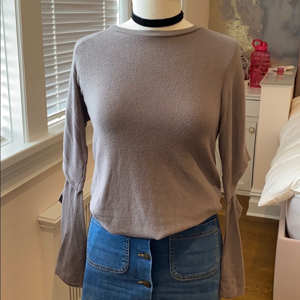 Women’s long sleeve shirt